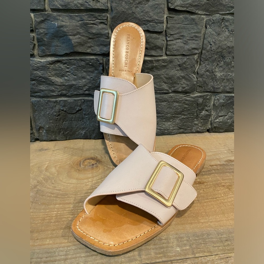 Women’s Leather Sandals